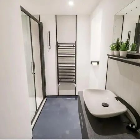 Searenity At Southcliff Апартаменты *